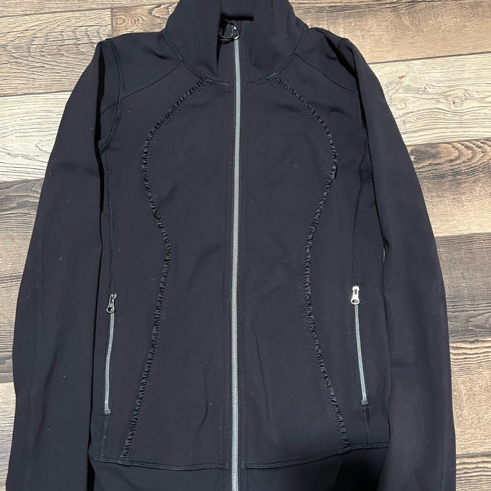 Lululemon jacket - Picture 8 of 14